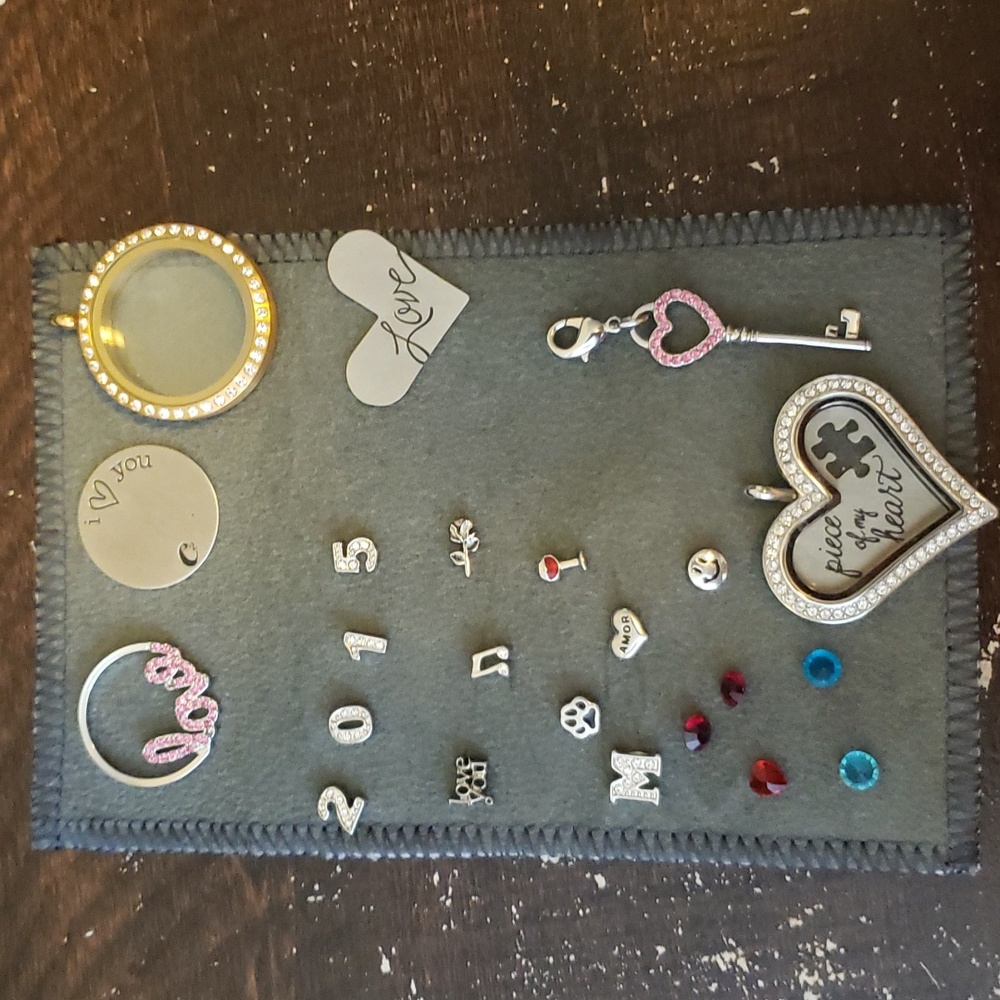Origami owl 24 pieces